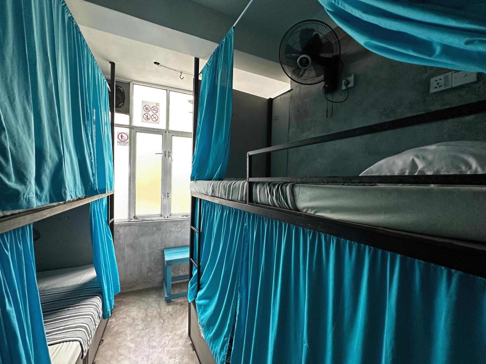 Cycling Backpacker Hostel & Cafe Унаватуна Екстериор снимка