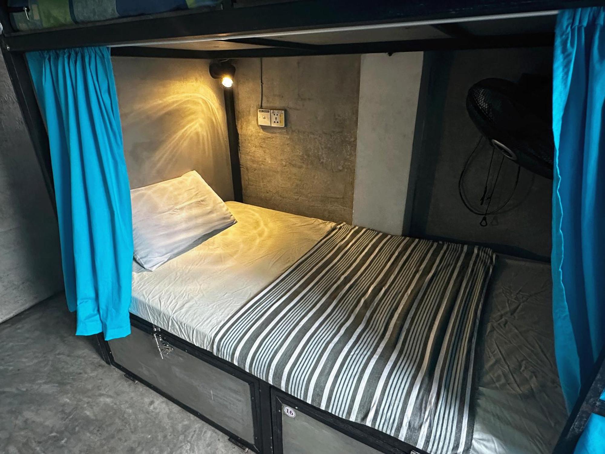 Cycling Backpacker Hostel & Cafe Унаватуна Екстериор снимка